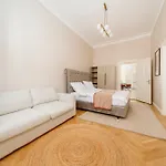 Lb Living - - Grand Luxury *