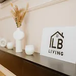 Lb Living - - Grand Luxury