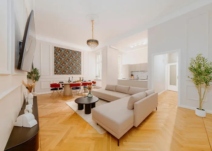 Lb Living - - Grand Luxury *