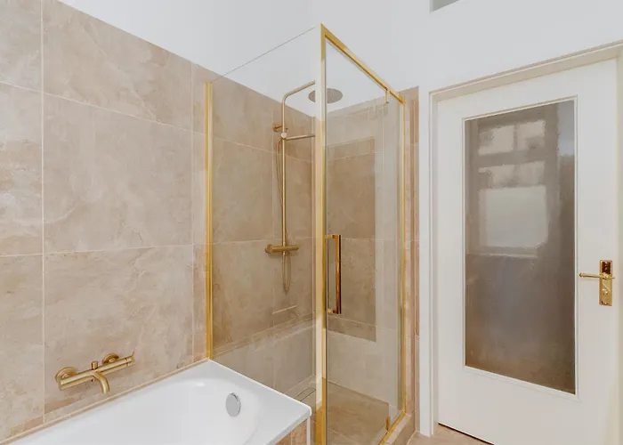 Lb Living - - Grand Luxury *