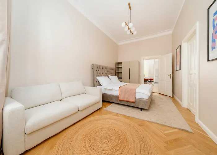 Lb Living - - Grand Luxury *